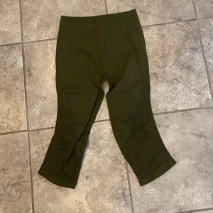 Capri Lululemon leggings